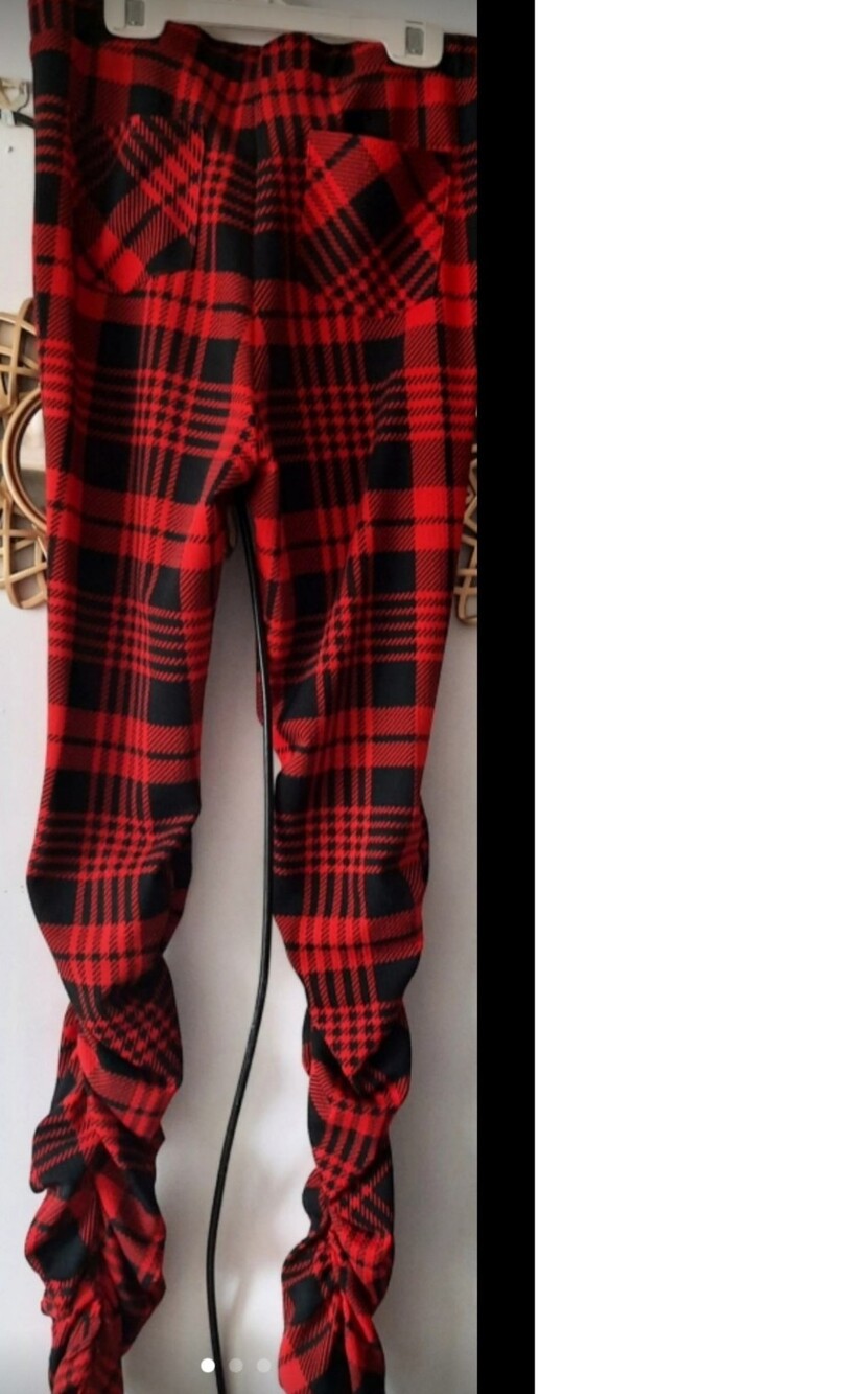 Red and Black Plaid Ruched Leggings